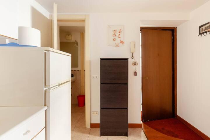 Апартаменти Yourvacanza Navigli Loft Мілан Екстер'єр фото