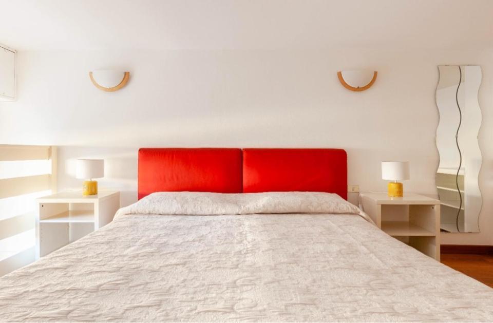 Апартаменти Yourvacanza Navigli Loft Мілан Екстер'єр фото